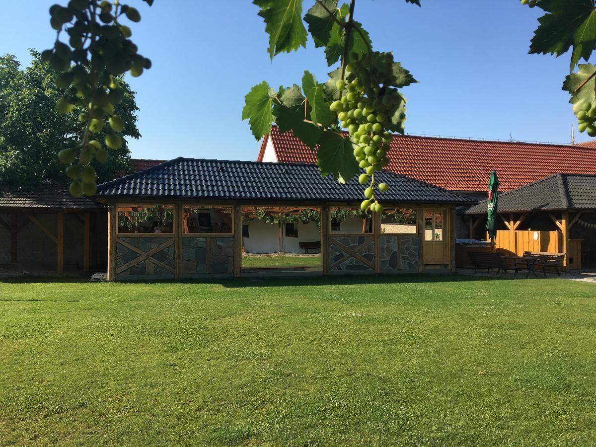 Statek 3 - Wellness & Spa Hotel Hluboká nad Vltavou Buitenkant foto