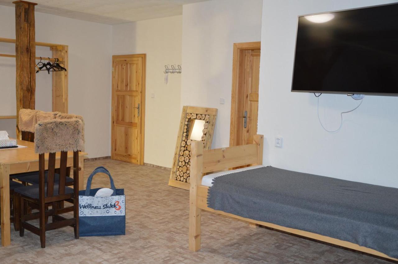 Statek 3 - Wellness & Spa Hotel Hluboká nad Vltavou Buitenkant foto
