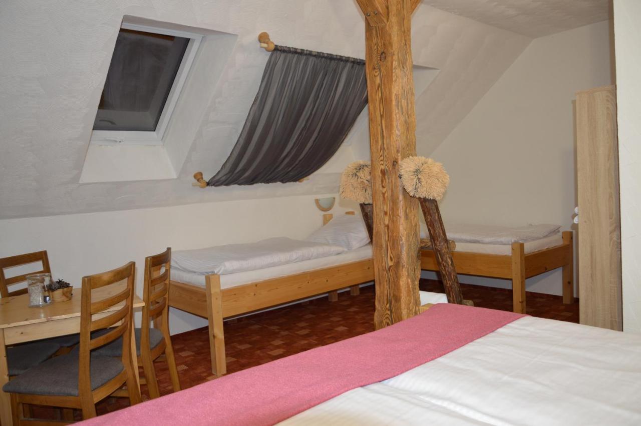 Statek 3 - Wellness & Spa Hotel Hluboká nad Vltavou Buitenkant foto