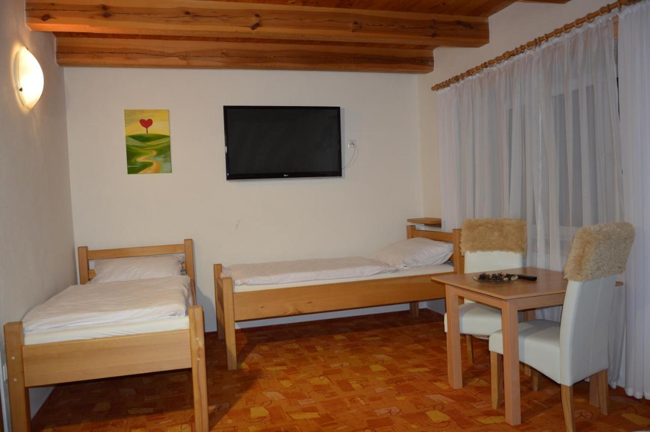 Statek 3 - Wellness & Spa Hotel Hluboká nad Vltavou Buitenkant foto