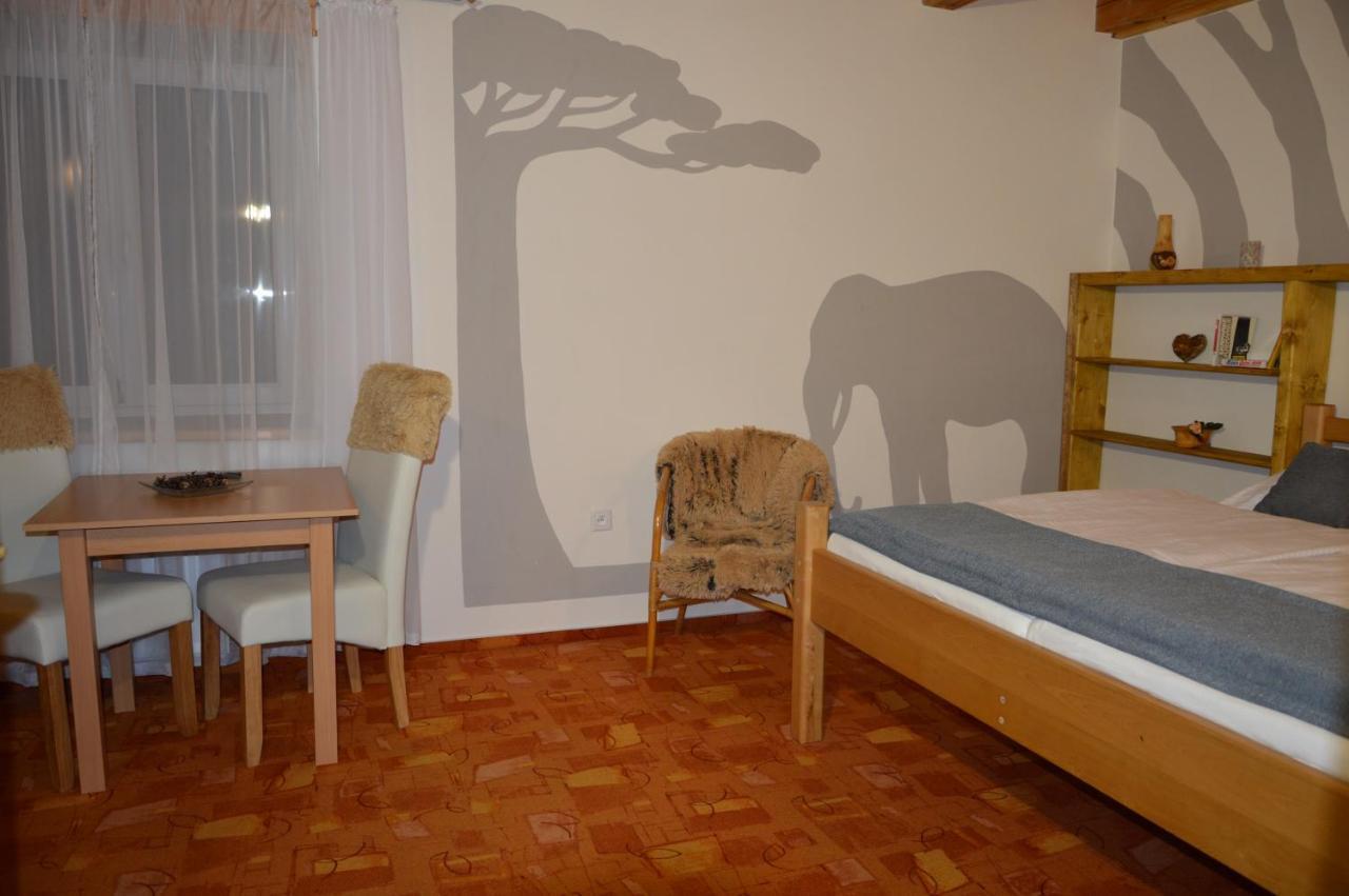 Statek 3 - Wellness & Spa Hotel Hluboká nad Vltavou Buitenkant foto